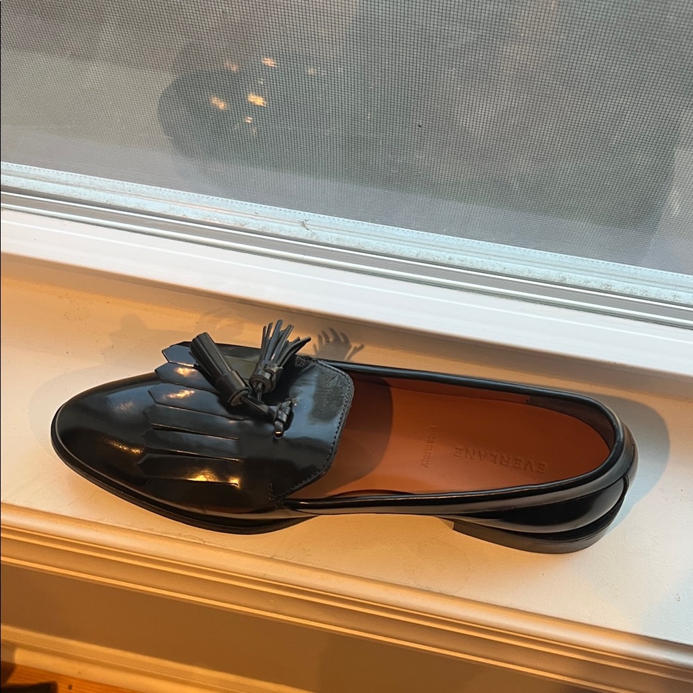 Everlane Glossy Black Loafers with Tassels
